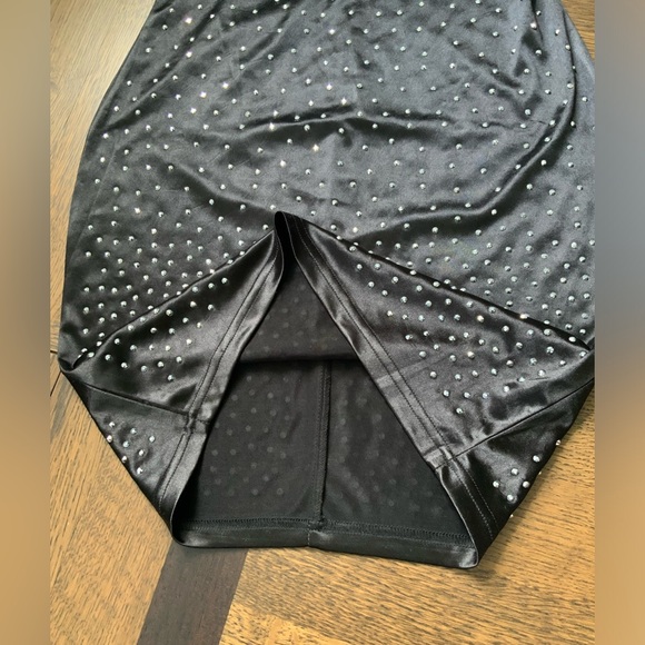 YAYA & CO. Black Satin Crystal Diamond Embellished Evening Midi Dress Size Large - Picture 3 of 16